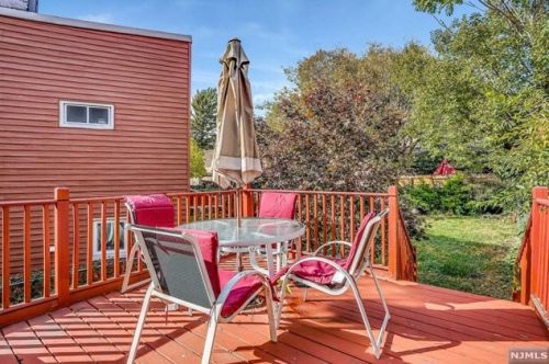 691 Blvd, Union City NJ 07086-6925 exterior