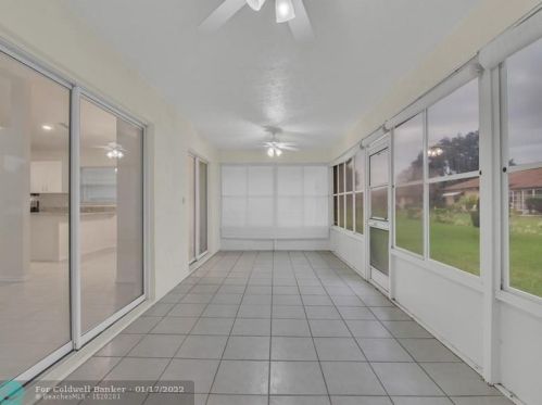 5777 Travelers Way, Fort Pierce FL 34982-4051 exterior