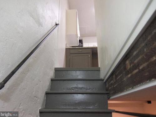 405 Fairmount Ave, Philadelphia PA 19123-2809 exterior