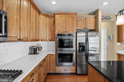 42 Jasmine Rd, Lumberton Township NJ 08048-5285 exterior