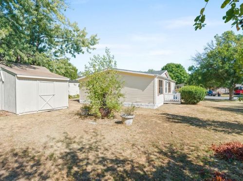 26 Lear Dr, Coventry RI 02816-4016 exterior