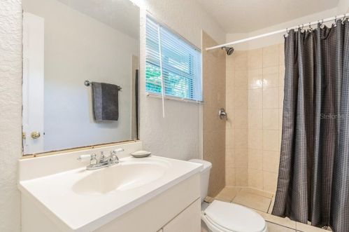 6722 11 St, Tampa FL 33604-5008 exterior