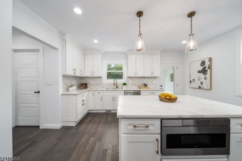 54 Elm St, Montclair NJ  07042-3234 exterior