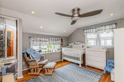 3 Lyons St, Huntington Station NY 11747-1000 exterior