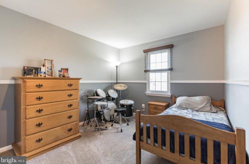 107 Bayberry Dr, Limerick PA 19468-1240 exterior