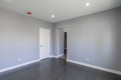 644 115 St, Chicago IL 60655-2806 exterior