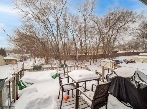 1889 Edgerton St, Saint Paul MN 55117-2447 exterior