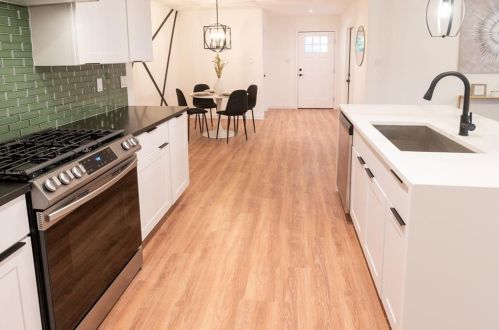 106 Cloudview Dr, Austin TX 78745-5619 exterior