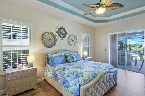 8737 Hideaway Harbor Ct, Naples FL 34120-4327 exterior