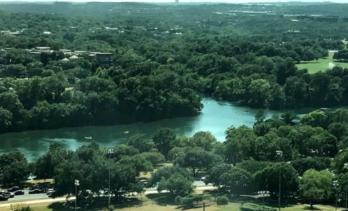 300 Bowie St, Austin TX  78703-4601 exterior