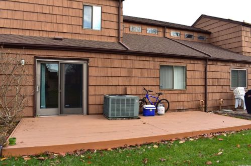 196 Scarlett Dr, Commack NY 11725-4636 exterior