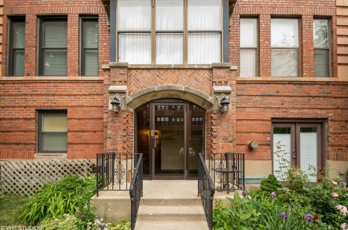 5329 Kenmore Ave, Chicago, IL 60640-2458