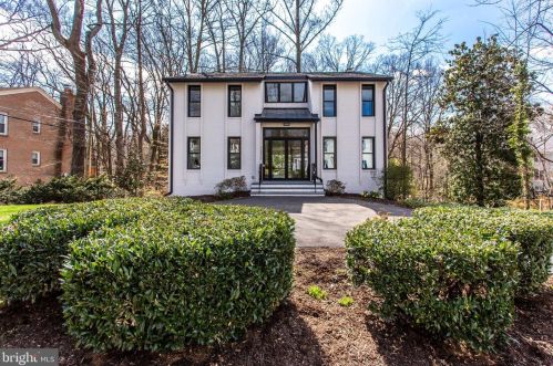 1875 Massachusetts Ave, Mc Lean VA  22101-4906 exterior