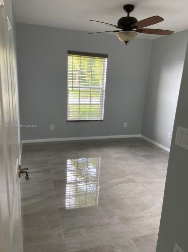 611 Addie St, Fort Pierce FL 34983-1842 exterior