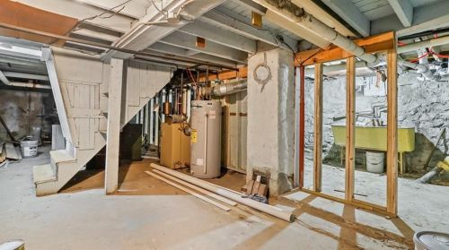 143 Bennett St, Woonsocket RI  02895-4618 exterior