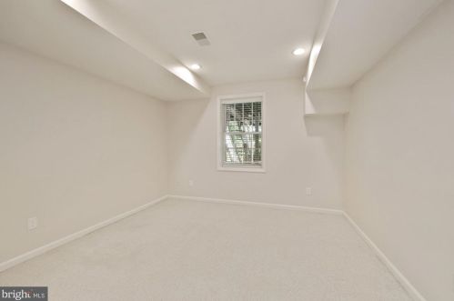 10028 Avenel Farm Dr, Rockville MD  20854-5412 exterior