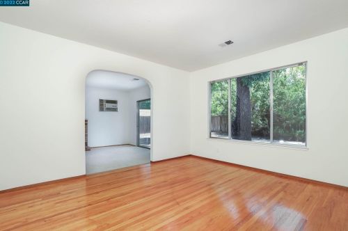 1930 Whitman Rd, Concord CA 94518-3329 exterior