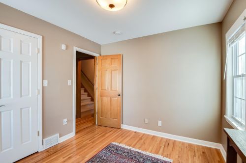 1401 Hartford Ave, Saint Paul MN 55116-1649 exterior