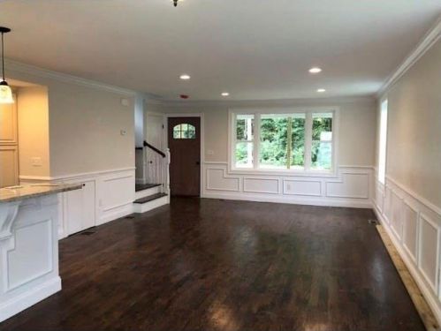 119 Woonasquatucket Ave, Providence, RI 02911-3162