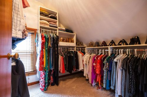 130 85, Milwaukee WI 53214-2963 exterior