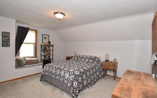 3817 87th St, Milwaukee WI  53222-2840 exterior