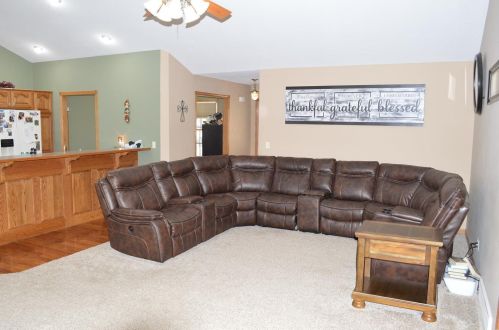 29999 Orange St, Canton MO 63435-3440 exterior