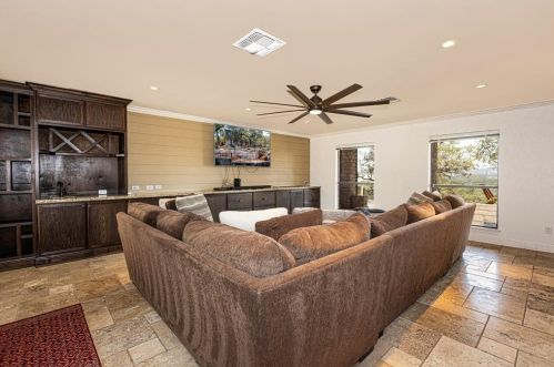 3005 Brass Buttons Trl, Austin TX 78734-2401 exterior