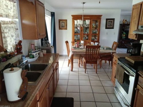 3100 54 St, Naples FL 34116-7522 exterior