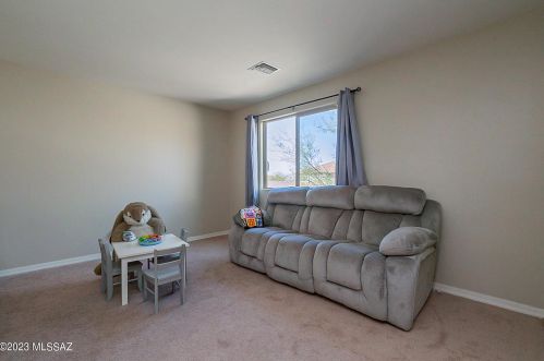 7300 Heartwood Dr, Tucson AZ  85756-6109 exterior