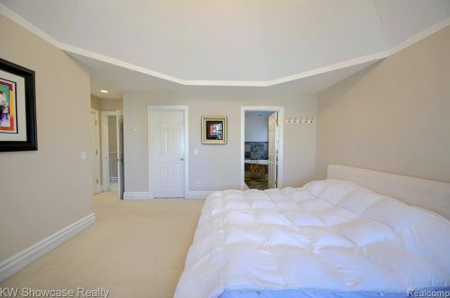 966 Smith Ave, Bham MI  48009-4709 exterior