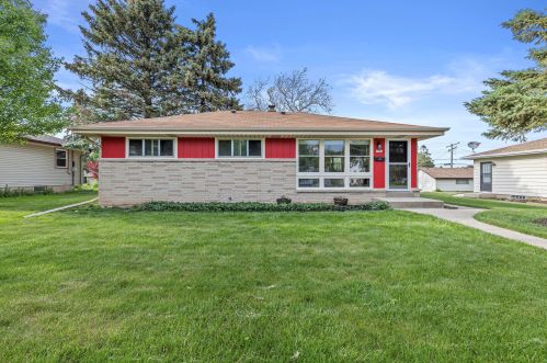 7346 Morgan Ave, Milwaukee, WI 53220-1126