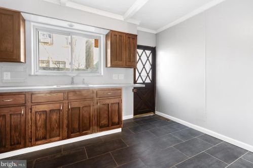 2009 Darien St, Philadelphia PA  19122-0013 exterior