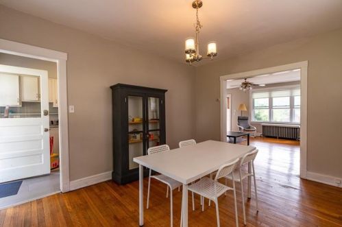 5701 Pocusset St, Pittsburgh PA 15217-2218 exterior