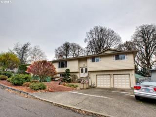 4330 Mark Kelly Ct, Portland, OR 97267-3963