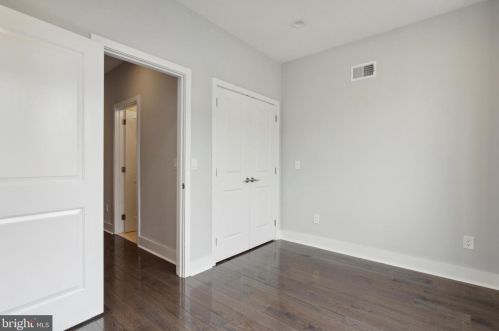 2624 Collins St, Philadelphia PA 19134-3709 exterior