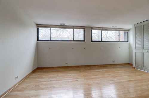 1145 Polk St, Chicago IL 60607-3415 exterior