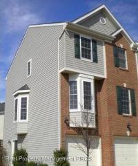 8972 Brewer Creek Pl, Manassas VA  20109-4850 exterior