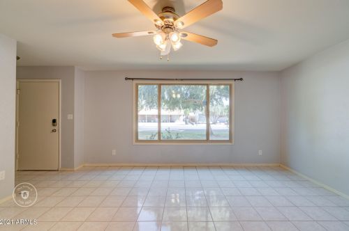 4552 15th Ave, Phoenix AZ 85015-5573 exterior