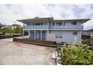1121 Alewa Dr, Honolulu HI  96817-1562 exterior