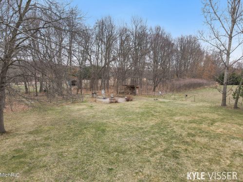 11711 Foreman St, Lowell MI 49331-9032 exterior