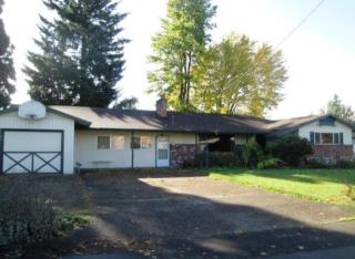 7182 Renada St, Portland, OR 97267-3341