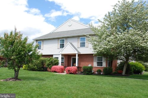 22 Red Tail Ct, Limerick, PA 19468-1489