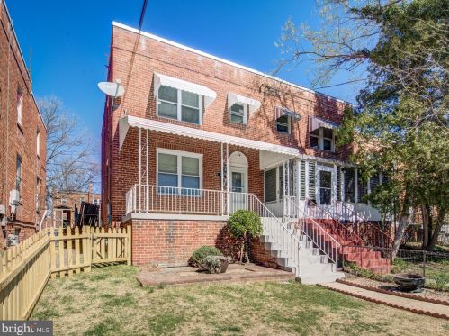 432 Orange St, Washington DC  20032-1622 exterior