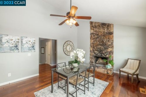 1126 Crowe Pl, Concord CA 94518-1712 exterior