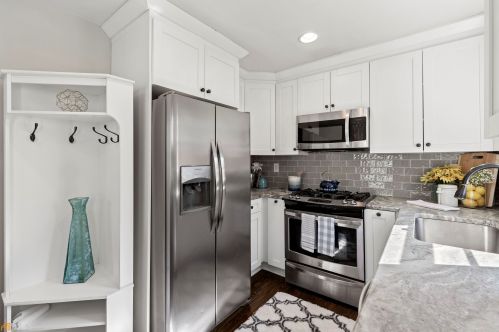 2841 Georgian Dr, Atlanta GA  30341-4836 exterior