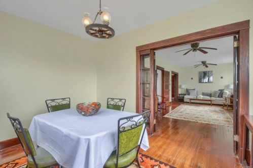 64 Prospect Ave, Valhalla NY 10595-1925 exterior