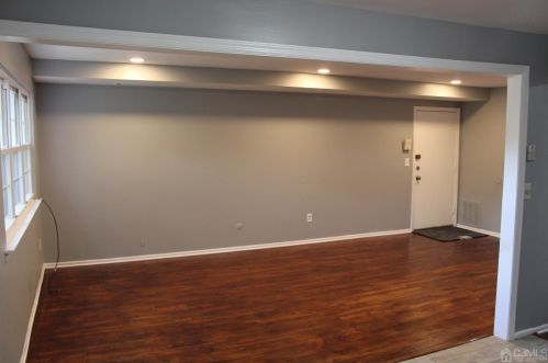 312 College Dr, Edison NJ  08817-5901 exterior