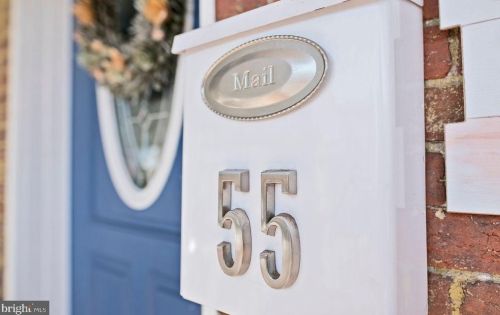 55 5th St, Pottstown, PA 19464-5223