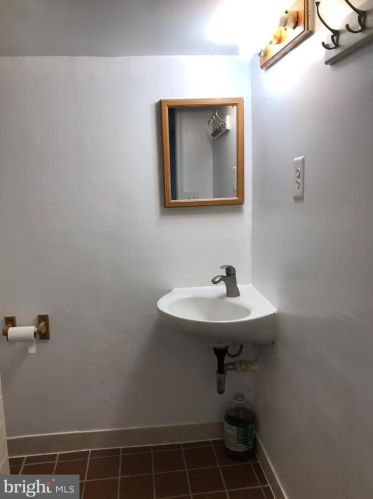 2908 Dawson Ave, Silver Spring MD 20902-2655 exterior