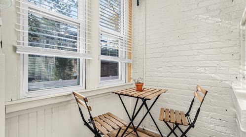 6211 Greenview Ave, Chicago IL  60660-1822 exterior